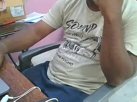 Snapshot of ITGuyhyd chatting on 27, 2, 2026 ITGuyhyd online show from 27, 2, 2026