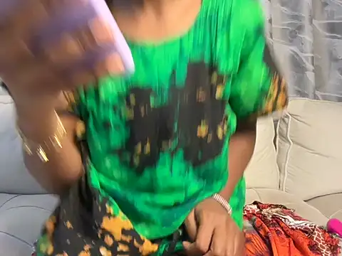 Chocolate queen2 online show from 24, 11, 2025