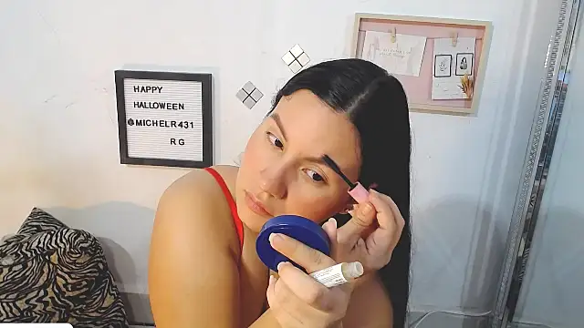 Snapshot of Mia__reys chatting on 14, 11, 2025 Mia reys online show from 14, 11, 2025