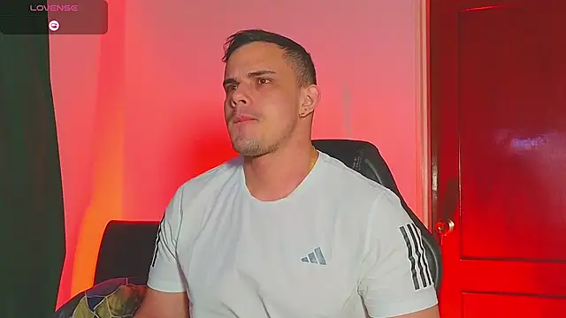 Snapshot of Regansmiths chatting on 19, 10, 2025 Regansmiths online show from 19, 10, 2025