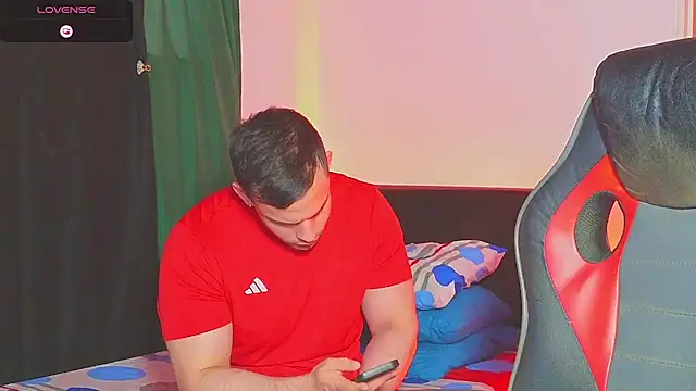 Snapshot of Regansmiths chatting on 2, 11, 2025 Regansmiths online show from 2, 11, 2025