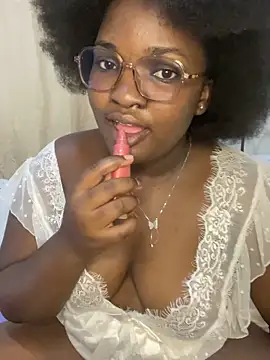 sweet18creamybigpussy online show from 14, 9, 2025