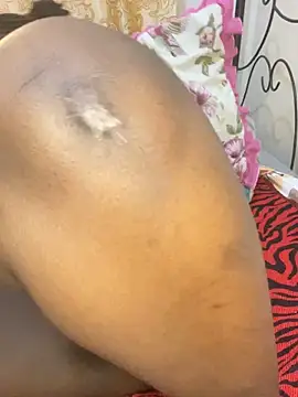 Snapshot of sweet18creamybigpussy chatting on 12, 10, 2025 sweet18creamybigpussy online show from 12, 10, 2025