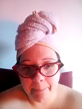 icecream1609 online show from 18, 1, 2026