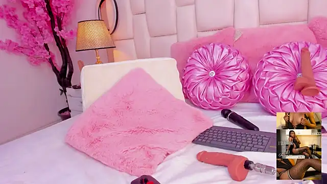 CahitlinBell online show from 22, 3, 2025