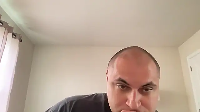 SluggishChase99 online show from 29, 10, 2025