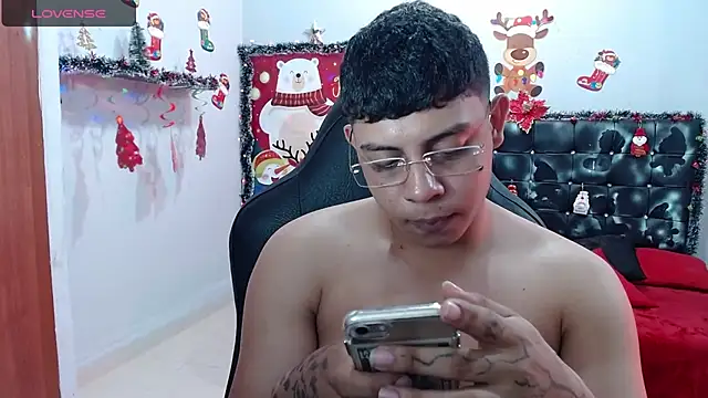 Snapshot of Wiiliam_20 chatting on 21, 12, 2024 Wiiliam 20 online show from 21, 12, 2024