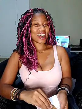 Snapshot of PerfectionBerrie chatting on 15, 11, 2025 PerfectionBerrie online show from 15, 11, 2025