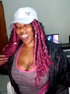 Snapshot of PerfectionBerrie chatting on 16, 11, 2025 PerfectionBerrie online show from 16, 11, 2025