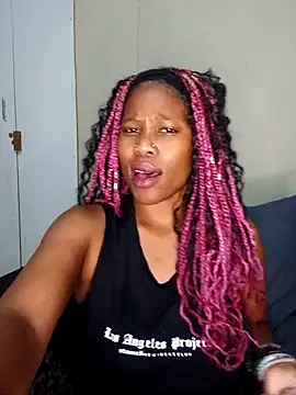 Snapshot of PerfectionBerrie chatting on 15, 12, 2025 PerfectionBerrie online show from 15, 12, 2025