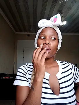 Snapshot of PerfectionBerrie chatting on 1, 2, 2026 PerfectionBerrie online show from 1, 2, 2026