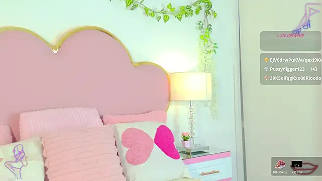 Snapshot of EmmaCrush chatting on 14, 1, 2026 EmmaCrush online show from 14, 1, 2026