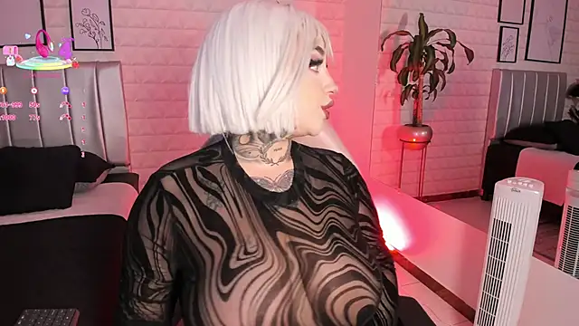 Snapshot of bella-green chatting on 13, 11, 2025 bella-green online show from 13, 11, 2025