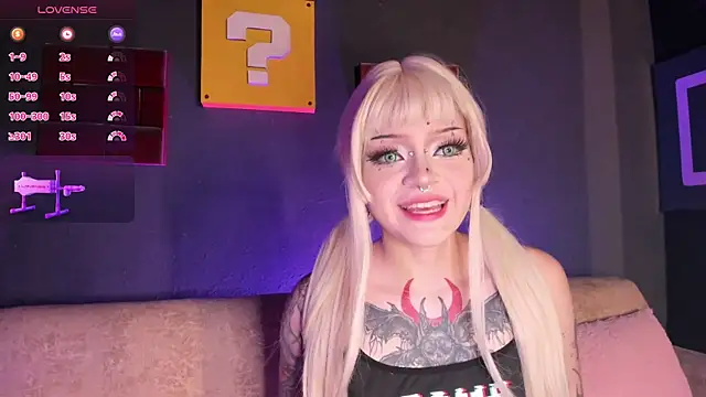 Snapshot of Elettra_Rou chatting on 22, 9, 2025 Elettra Rou online show from 22, 9, 2025