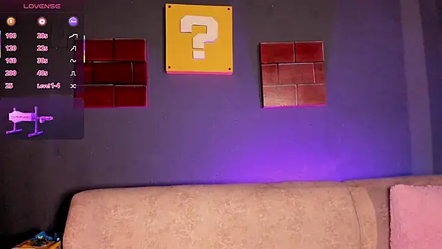 Snapshot of Elettra_Rou chatting on 1, 10, 2025 Elettra Rou online show from 1, 10, 2025