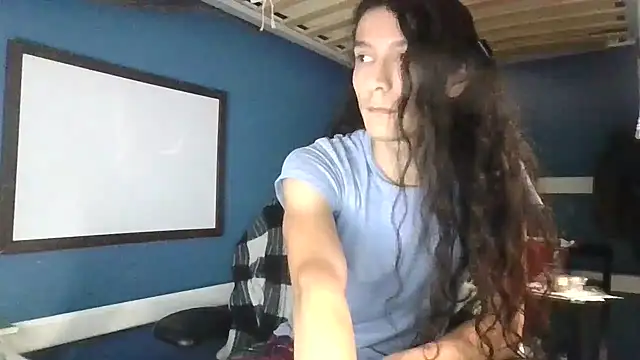 Flappywig online show from 6, 1, 2025