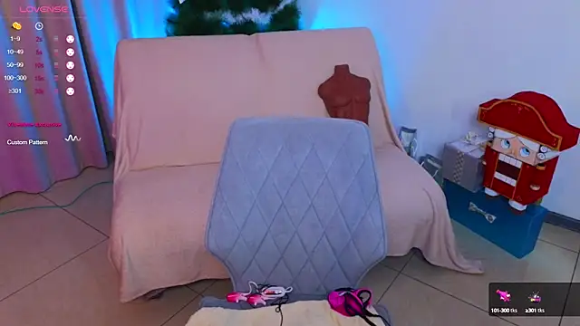 Hayle Hill online show from 18, 12, 2024