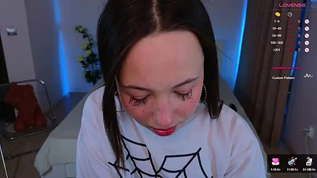 Hayle Hill online show from 26, 1, 2025