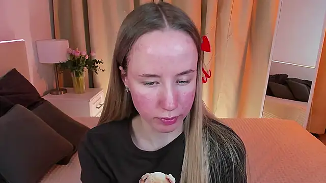 Cassie Kelman online show from 17, 2, 2025