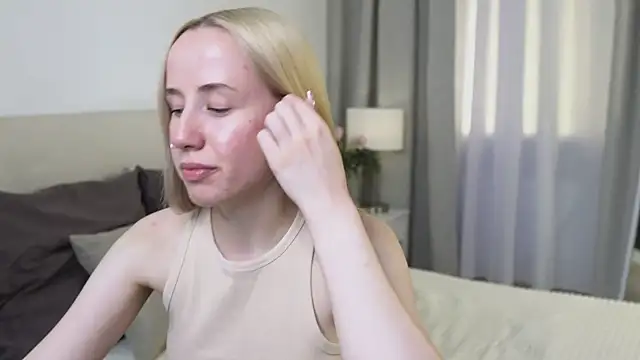 Cassie Kelman online show from 10, 11, 2025