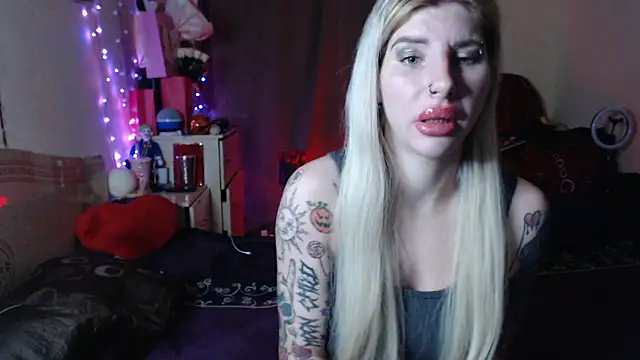 Snapshot of BLACKPeonyy chatting on 13, 10, 2025 BLACKPeonyy online show from 13, 10, 2025