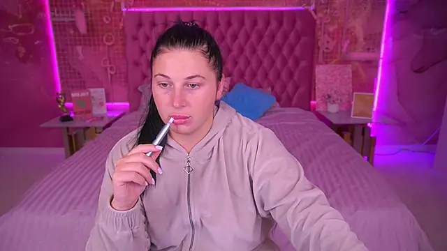 ArianaDarkk online show from 13, 10, 2025