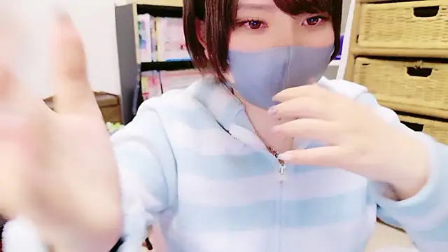 senachinnn online show from 17, 11, 2025