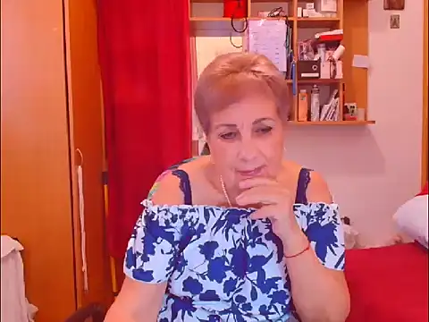 Snapshot of Victoria5643 chatting on 24, 10, 2025 Victoria5643 online show from 24, 10, 2025