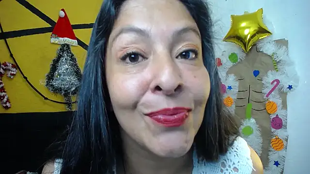 Snapshot of Catalina_JH chatting on 15, 12, 2024 Catalina JH online show from 15, 12, 2024