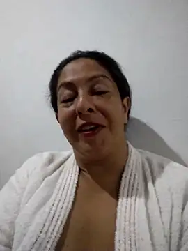 Snapshot of Catalina_JH chatting on 19, 2, 2025 Catalina JH online show from 19, 2, 2025