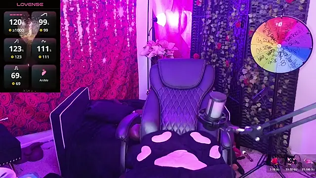 Snapshot of cheriserozequeen chatting on 10, 11, 2025 cheriserozequeen online show from 10, 11, 2025