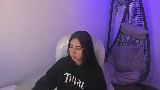 Snapshot of Chanttall_ chatting on 22, 11, 2025 Chanttall online show from 22, 11, 2025