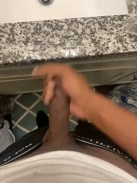 Snapshot of titibread23 chatting on 4, 2, 2025 titibread23 online show from 4, 2, 2025