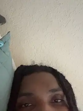 Snapshot of titibread23 chatting on 25, 3, 2026 titibread23 online show from 25, 3, 2026