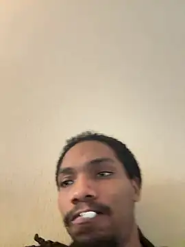 Snapshot of titibread23 chatting on 26, 3, 2026 titibread23 online show from 26, 3, 2026