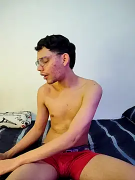 Snapshot of Diego-Monsalve chatting on 13, 10, 2025 Diego-Monsalve online show from 13, 10, 2025