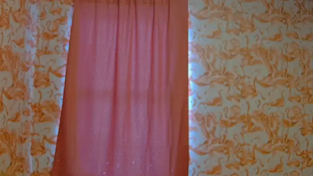 Snapshot of strawberrysmoothie chatting on 3, 1, 2025 strawberrysmoothie online show from 3, 1, 2025