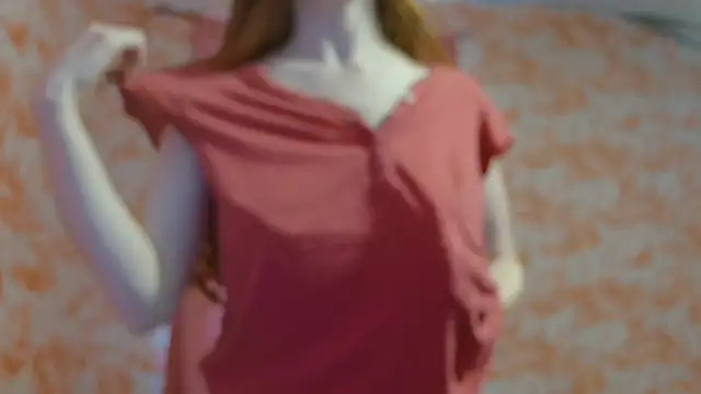 Snapshot of strawberrysmoothie chatting on 28, 9, 2025 strawberrysmoothie online show from 28, 9, 2025