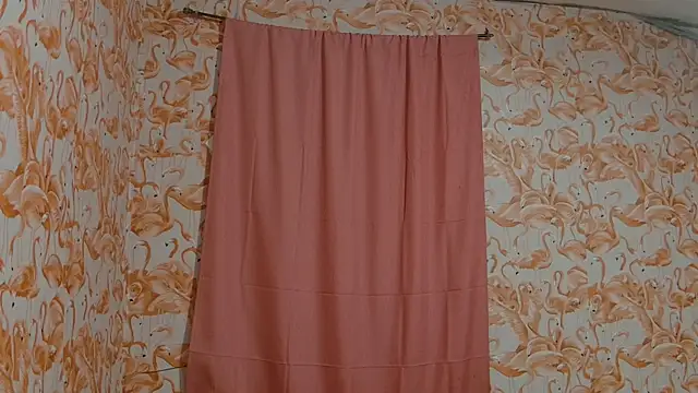 Snapshot of strawberrysmoothie chatting on 3, 10, 2025 strawberrysmoothie online show from 3, 10, 2025