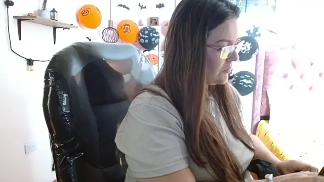 Snapshot of MsJossie chatting on 23, 10, 2025 MsJossie online show from 23, 10, 2025