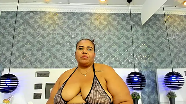 Snapshot of AshleyGrahams chatting on 21, 1, 2025 AshleyGrahams online show from 21, 1, 2025