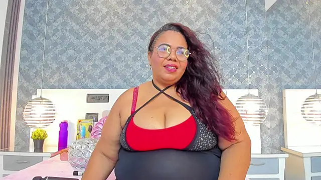 Snapshot of AshleyGrahams chatting on 27, 2, 2025 AshleyGrahams online show from 27, 2, 2025