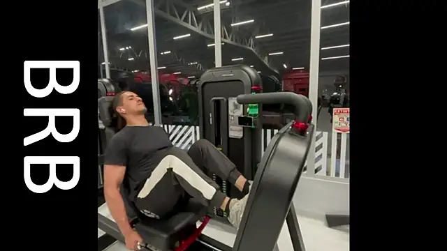 Tom blunt96 online show from 26, 3, 2026