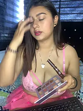 Kittyy Hott  online show from 24, 1, 2025