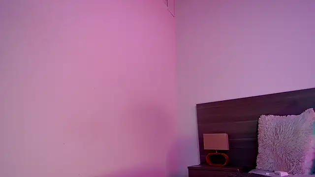 Mila cams1  online show from 8, 11, 2025