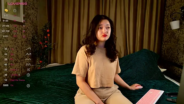 FreyaRaya online show from 26, 11, 2025