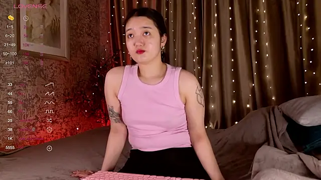 Snapshot of FreyaRaya chatting on 6, 3, 2026 FreyaRaya online show from 6, 3, 2026