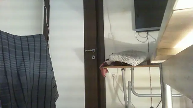 Snapshot of thekeys chatting on 16, 12, 2025 thekeys online show from 16, 12, 2025