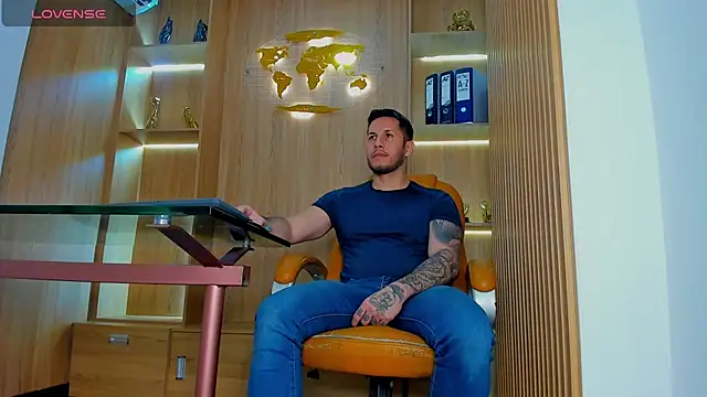 Snapshot of George_Diesell chatting on 8, 2, 2026 George Diesell online show from 8, 2, 2026