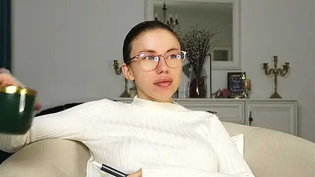 ivyleague  online show from 12, 10, 2025